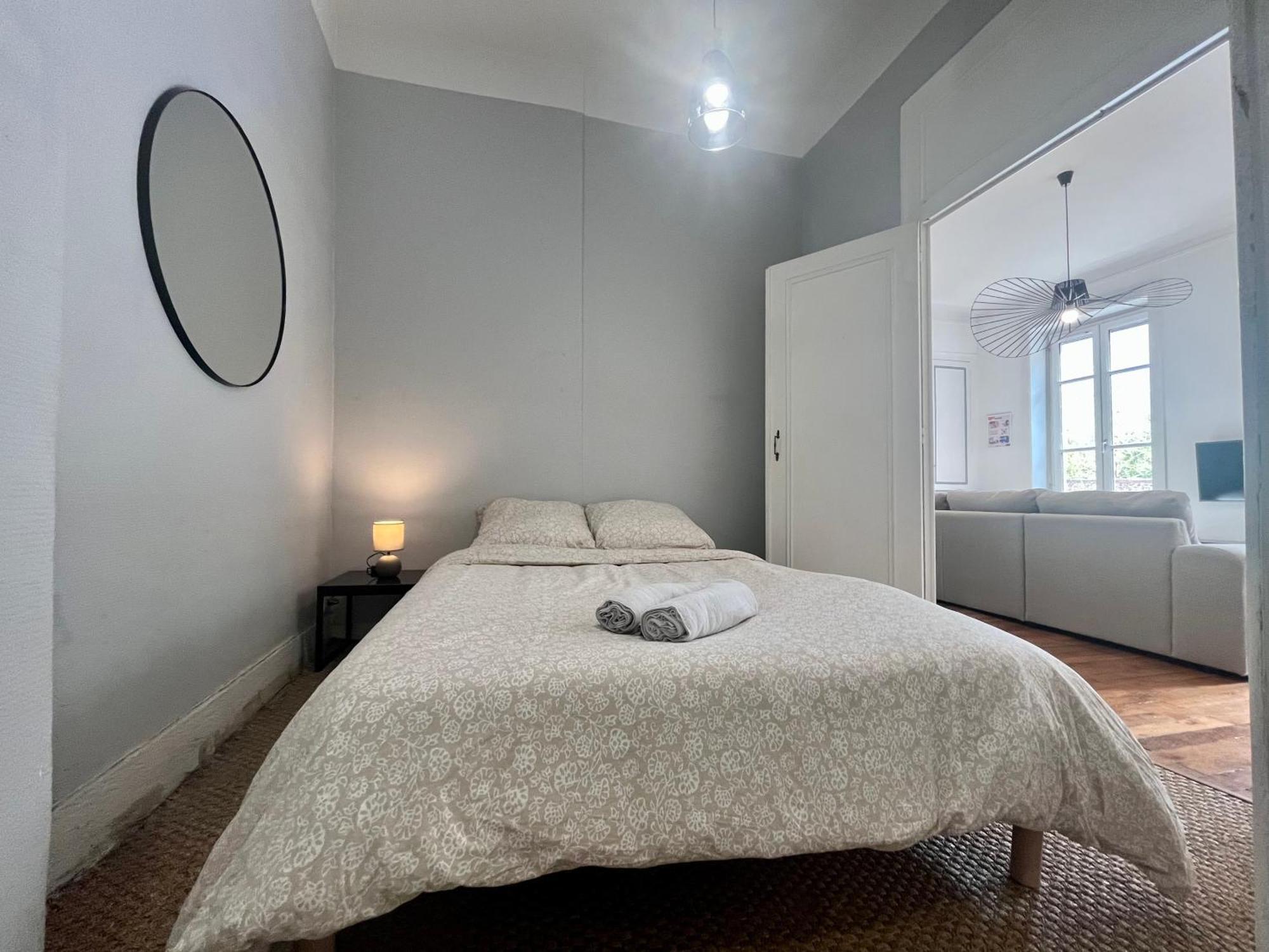 Suite Lavani Lyon Extérieur photo